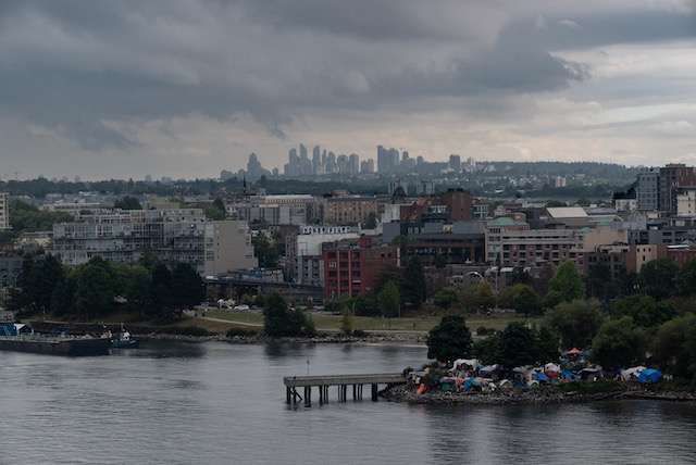 skylinecontrastvancouver